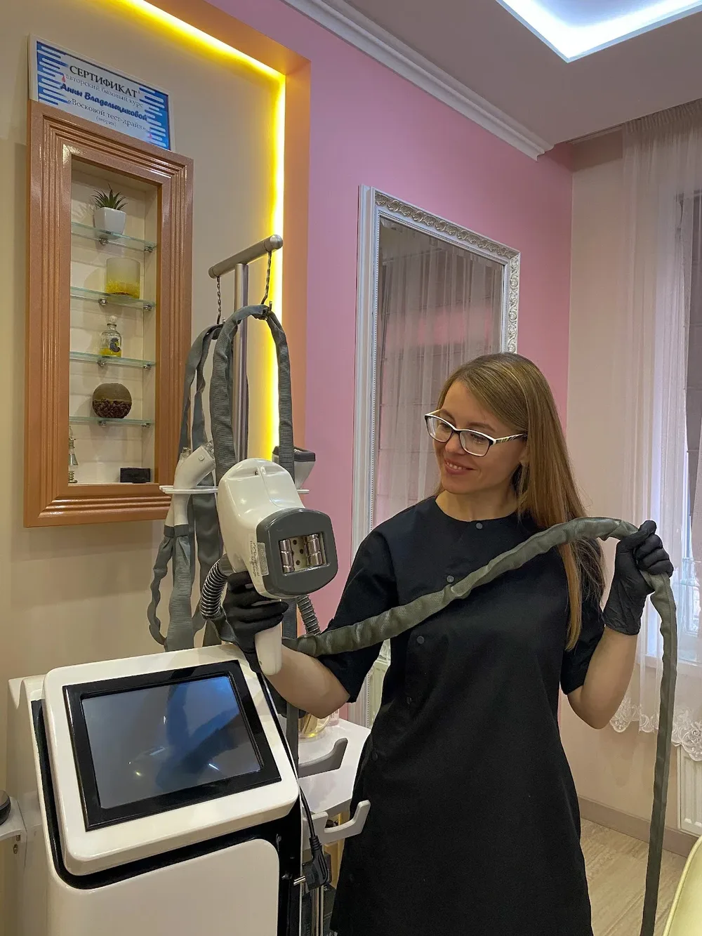 BodyLab ( лазерна епіляція, шугарінг, віск, апаратний масаж)